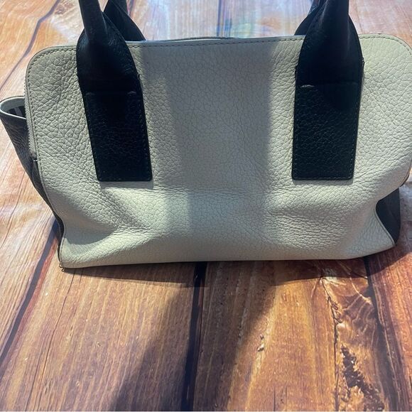 Kate Spade Southport Avenue Lydia bag Cream/black Pebbled Preowned - Picture 4 of 16